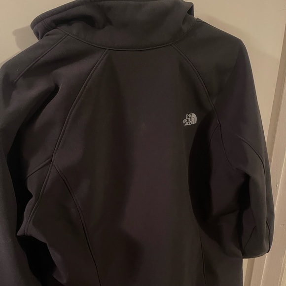 North Face water resistant jacket - Picture 3 of 4